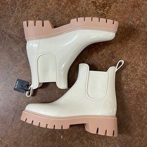 ***MARKED DOWN***Dolce Vita Waterproof boots